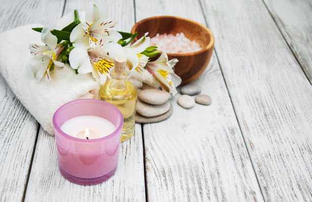 istock Spa composition with alstroemeria flowers 902180022