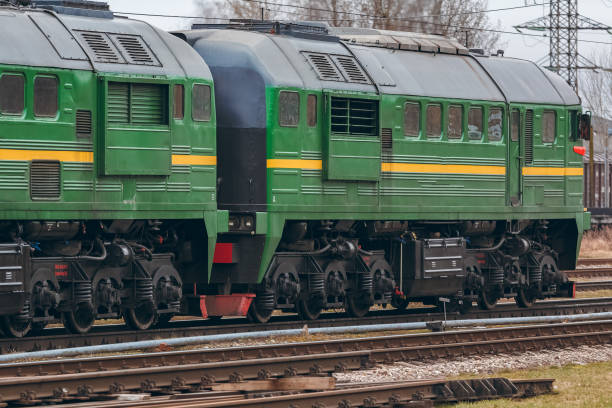 istock Green diesel locomotive 902287210