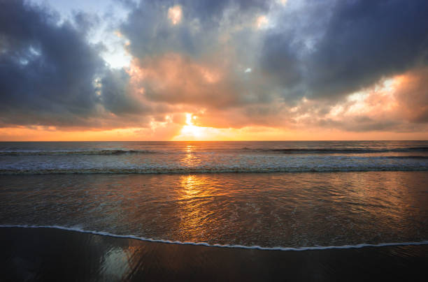 istock Dawn at Indian Ocean in Angels Bay, Kenya 902400914