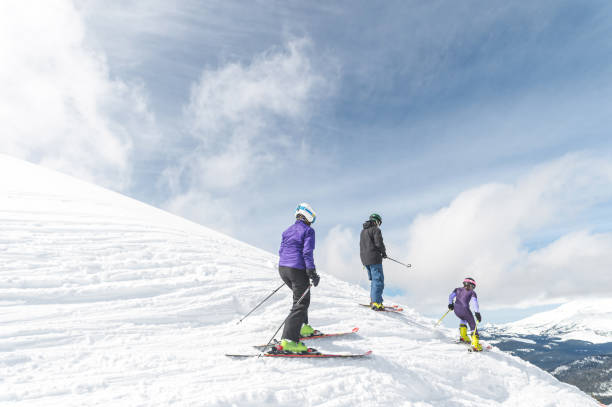 istock Family Skiing Holiday! 902423974
