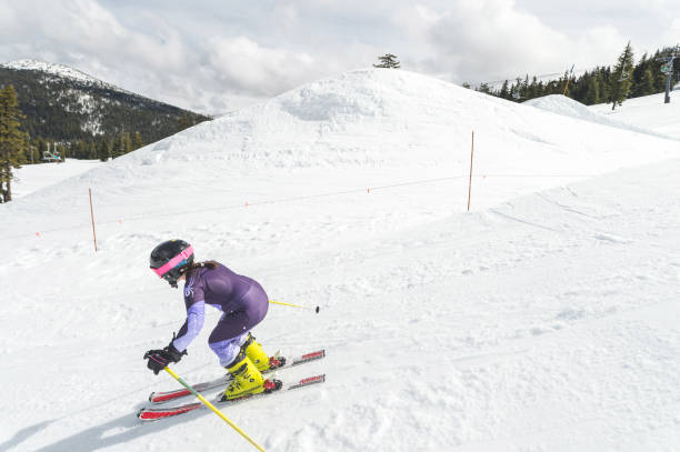 istock Family Skiing Holiday! 902423992