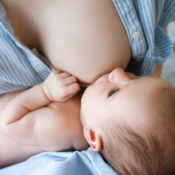 istock benefits of breastfeeding for newborns 902429076