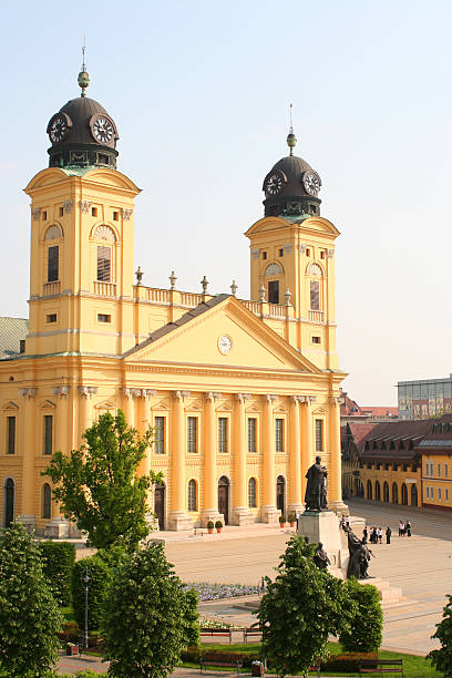 istock City hall. Columned building 90248355