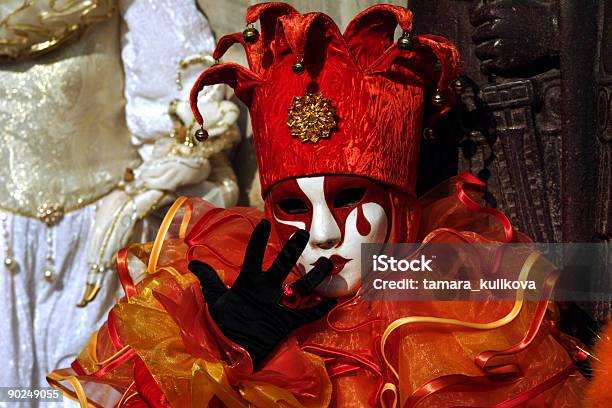 Photo libre de droit de Carnaval De Venisecostume De Bouffon banque d'images et plus d'images libres de droit de Bijou - Bijou, Bouffon, Chapeau