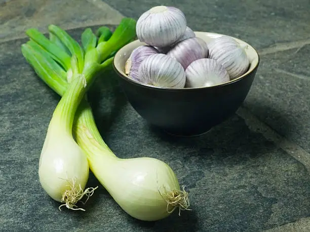 Photo of onion & garlic