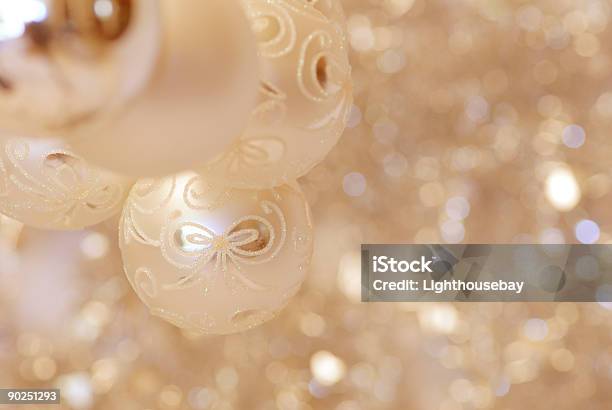 Weihnachtsdekoration Stockfoto und mehr Bilder von Christbaumkugel - Christbaumkugel, Dekoration, Dekorieren