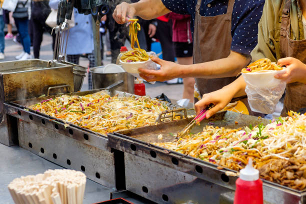 Korean Style Yaki Noodles (Korean street food)