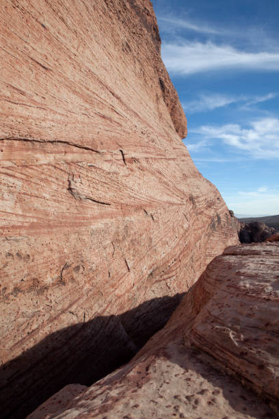 istock Steep mountainside of Red rock Canyon 902588220