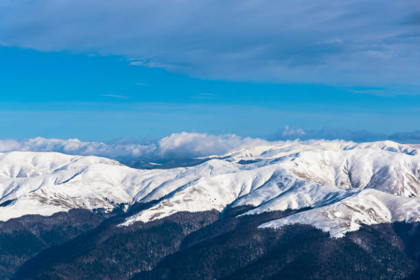 istock Winter in the mountains 902588296