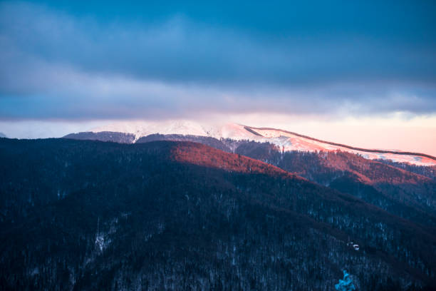 istock Winter in the mountains 902591722