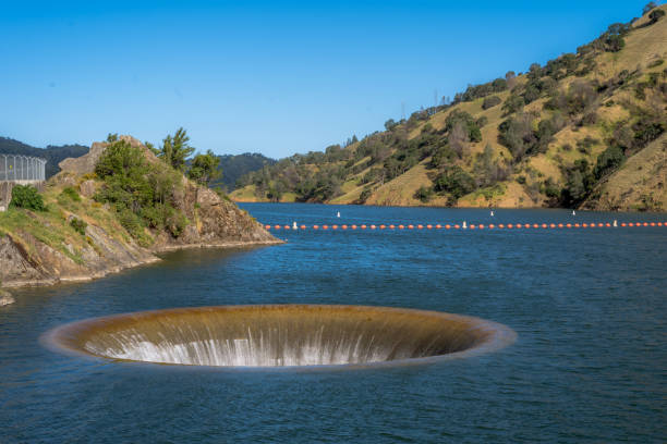 湖 berryessa カリフォルニア - great flood ストックフォトと画像