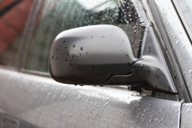 istock Right side mirror of car 902770912