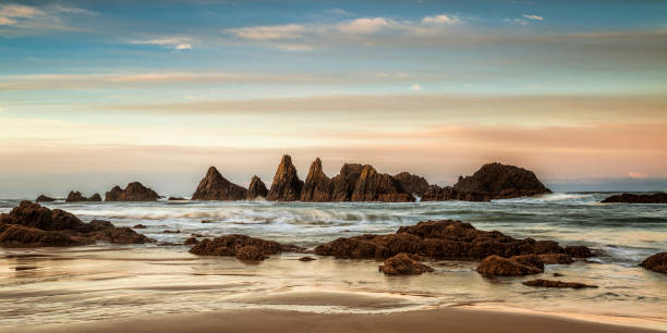 istock Seal Rock Oregon in the Morning 902787298