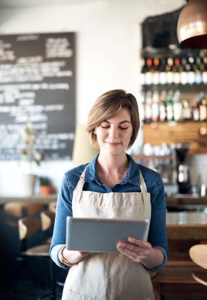 istock She prefers managing her business digitally 902808220