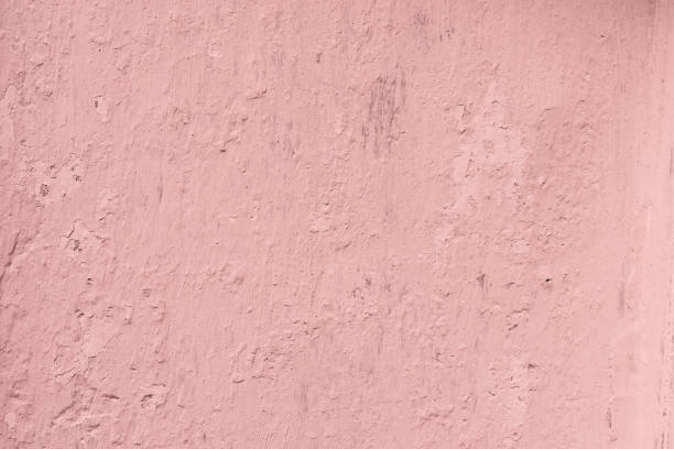 istock Wall fragment with scratches and cracks 902824400