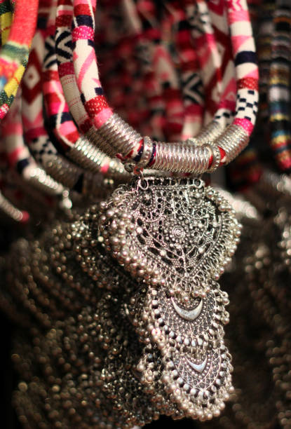 closeup of indian artificial jewelry necklace - fake jewelry imagens e fotografias de stock