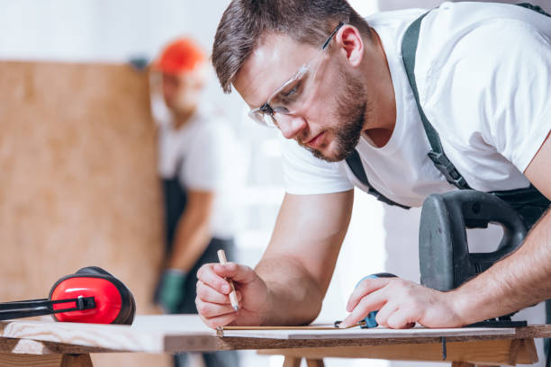 istock Close-up of carpenter with goggles 902910380