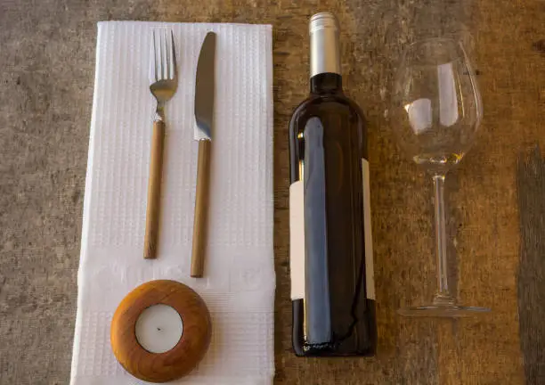 Photo of fork and knife with wooden handle