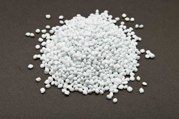 plastic pellets. white colorant for plastics. plastic raw material - polyethylene terephthalate imagens e fotografias de stock