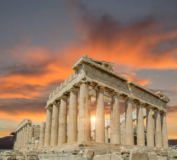 그리스 아테네 파르테논 기념물 일몰 - greece acropolis parthenon athens greece 뉴스 사진 이미지