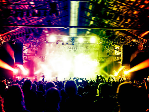 istock People dancing in a nightclub 902991892
