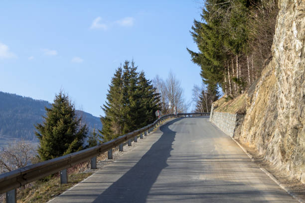 istock Road in the Alps 903049224