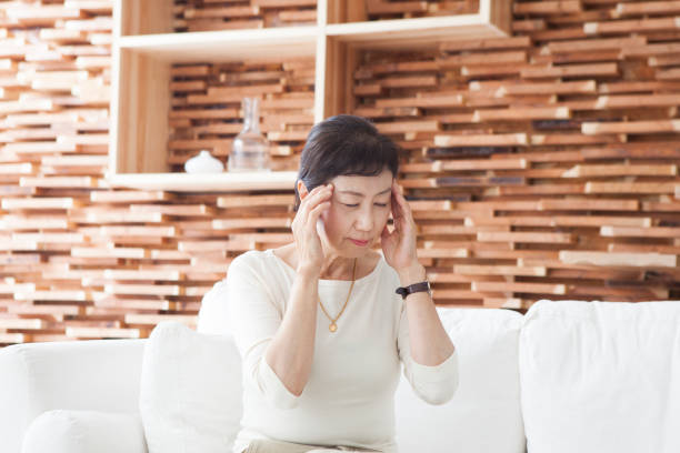 istock An elderly woman with a bad head. 903132046