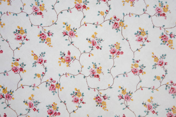 istock floral vintage wallpaper 903179118