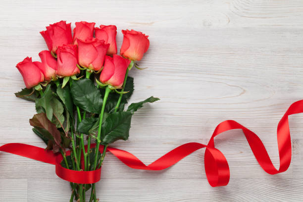 istock Valentines day greeting card with red roses 903188158