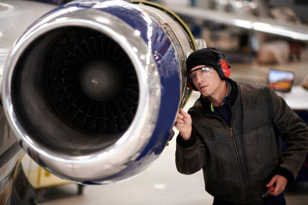 istock Aircraft mechanic in the hangar 903229624