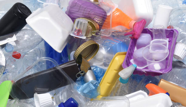 close up of a recycling plastic - pacote plastico imagens e fotografias de stock
