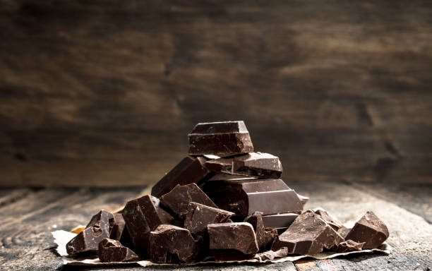 istock Pieces of dark chocolate. 903254006