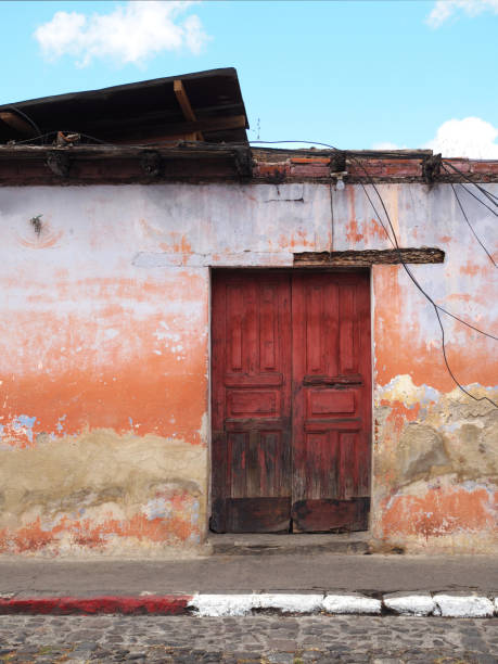 istock Rustic Colonial Doorway - Antiqua, Guatemala 903273796
