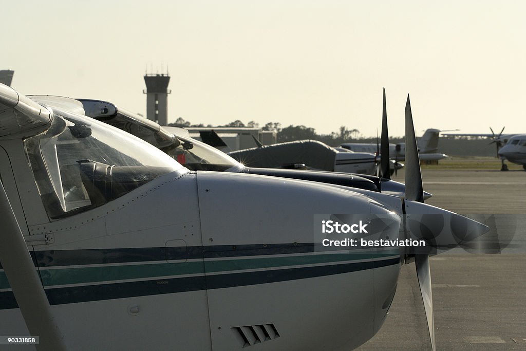 Flugzeug, Parken - Lizenzfrei Asphalt Stock-Foto