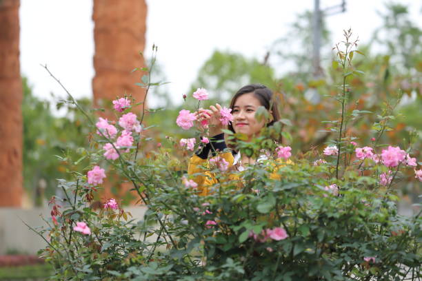 istock Flower and woman 903338822