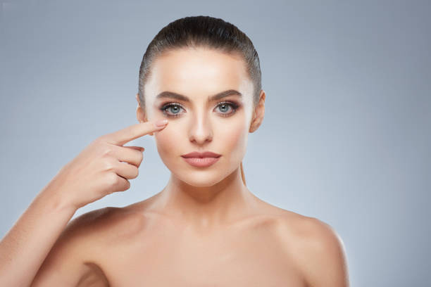 istock girl with nude make up at studio 903360870