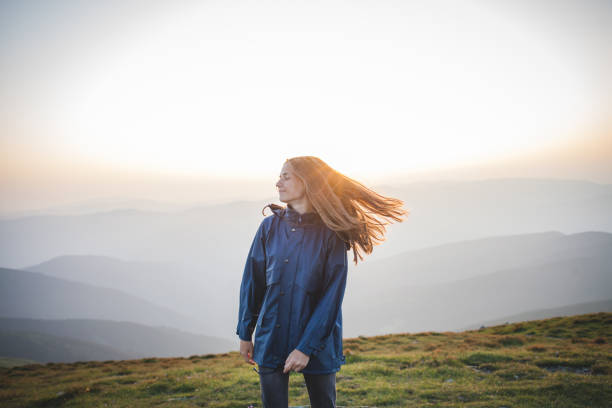 istock Girl in Beautiful Mountains 903363124