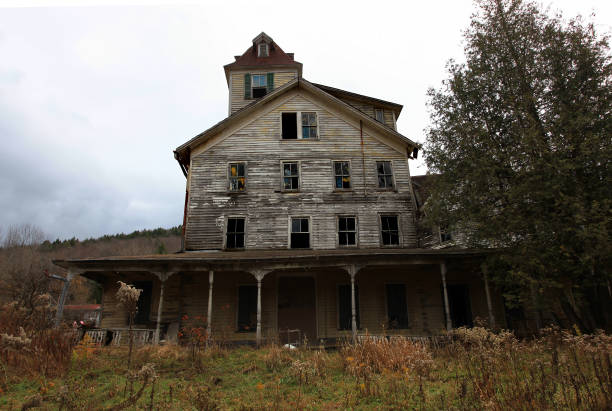 istock Yesterday's resort hotel stands abandoned and deserted 903446766