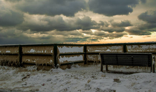istock Hamburg NY- frozen 903476664