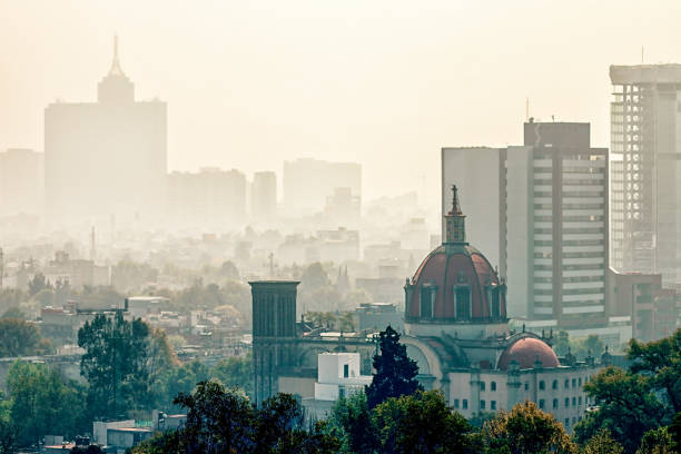 mexiko-stadt smog - smog mexico mexico city air pollution stock-fotos und bilder