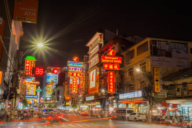istock Busy Yaowarat Road in the night 903541836