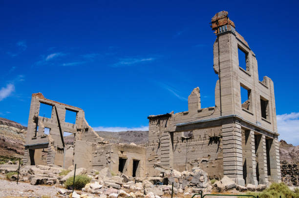istock Ruins of Rhyolite 903544892