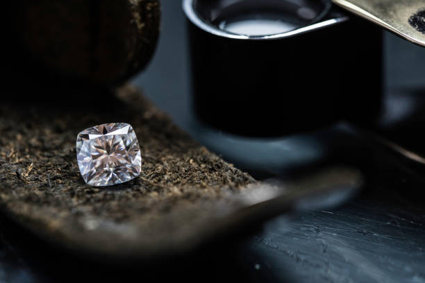 Diamond cushion cut Luxury diamond on the leather diamond gemstone photos stock pictures, royalty-free photos & images