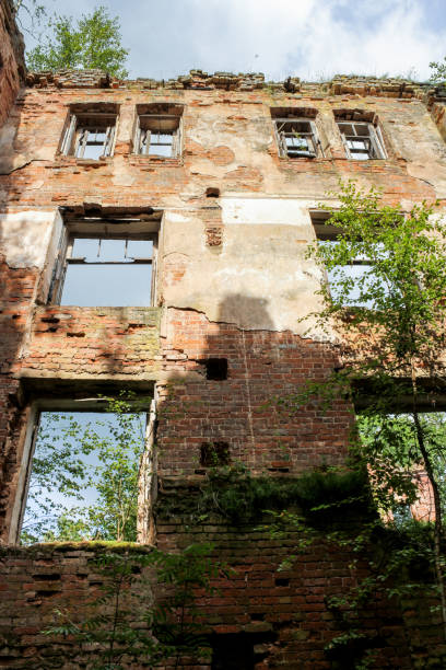 istock The remains of frames in the window openings. 903565094