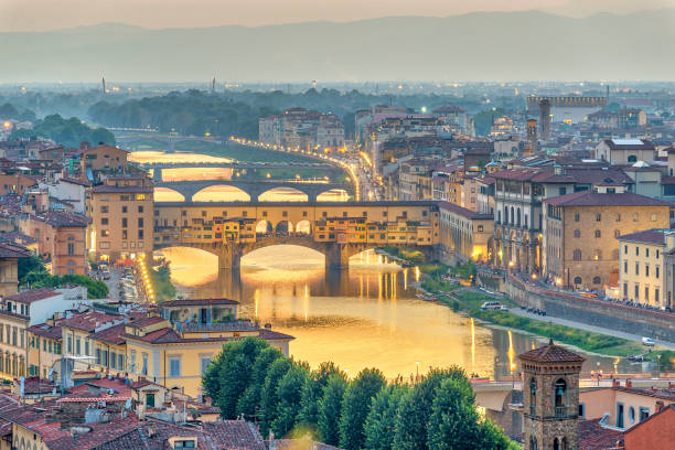 istock Florence sunset city skyline and Ponte Vecchio Bridge, Florence, Italy 903589904
