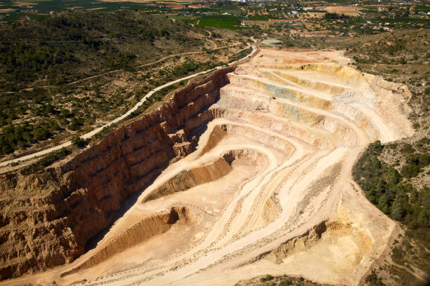 istock Quarry in Riba-Roja del Turia in Valencia 903597214