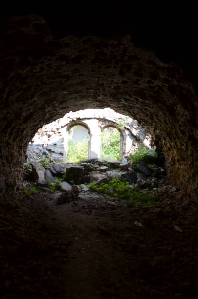 istock Taravano old fortress, West Ukraine 903649270