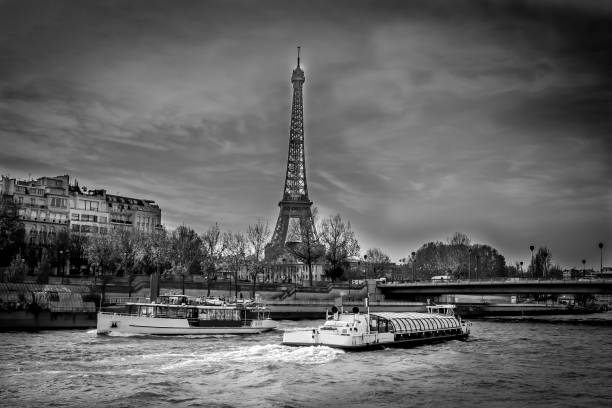 istock European Cities - France Paris 903663594
