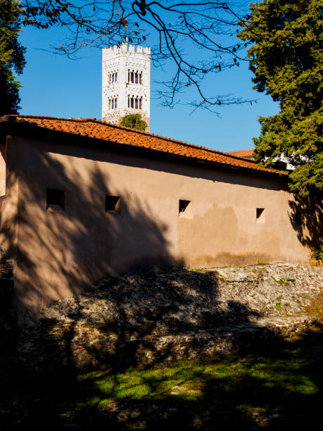 istock Lucca cathedral tower from the city walls, Lucca, Italy 903665996