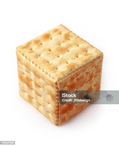 Square O Cubica Soda Cracker - Fotografie stock e altre immagini di Carboidrato - Cibo - Carboidrato - Cibo, Cibo, Composizione verticale